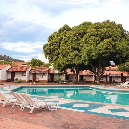 Hotel Faranda Bolivar Cucuta, A Member Of Radisson Individuals المظهر الخارجي الصورة